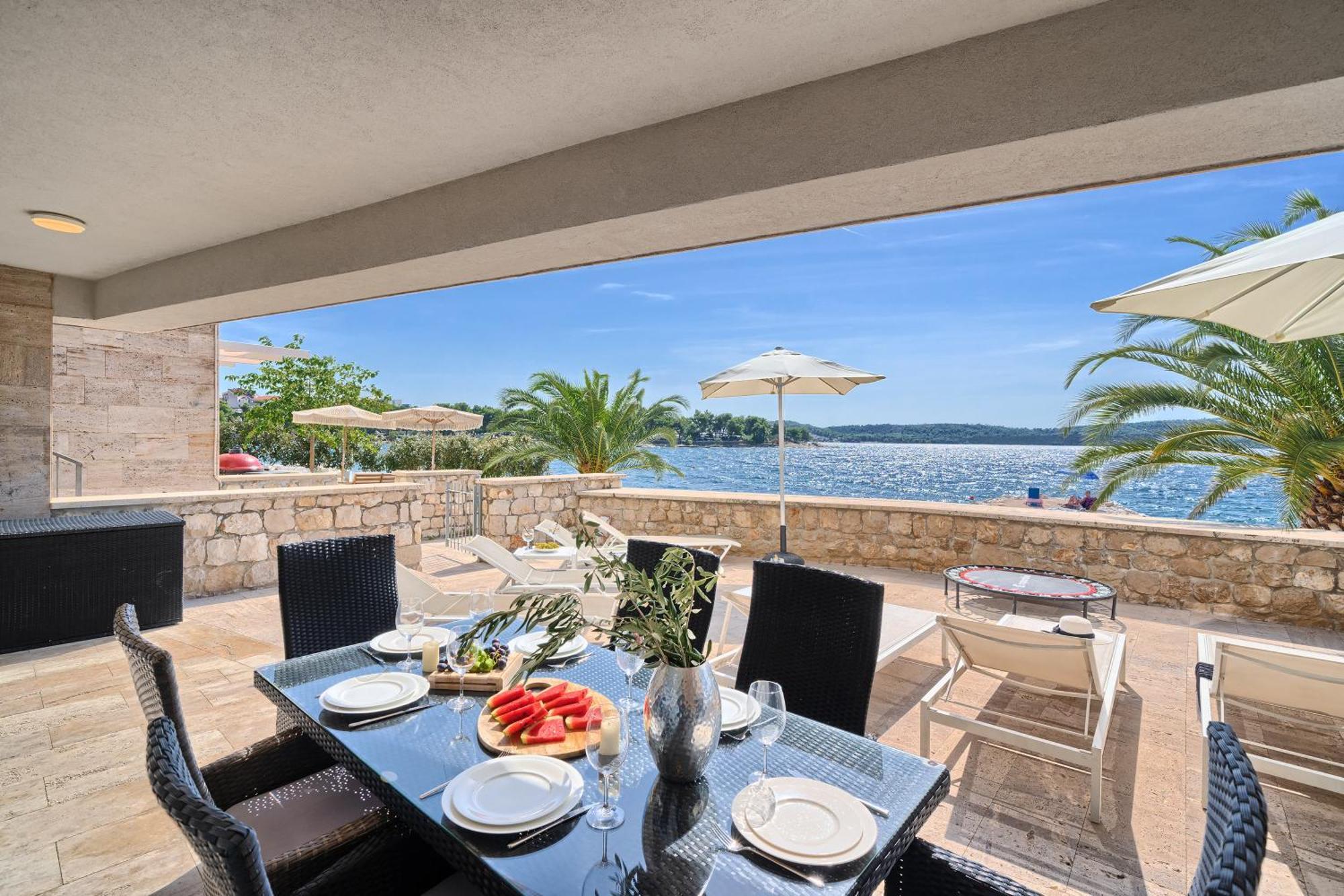 Livingstone Beach House Trogir Oda fotoğraf