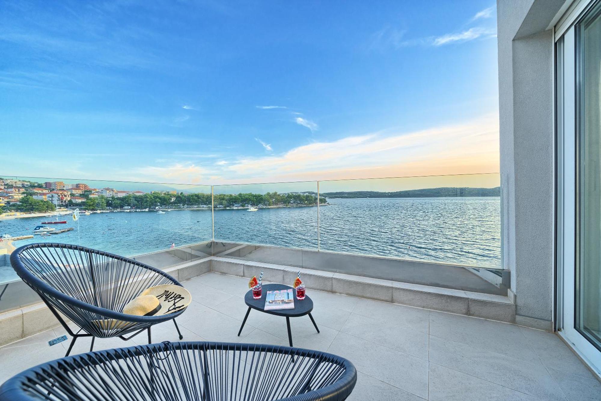 Livingstone Beach House Trogir Oda fotoğraf