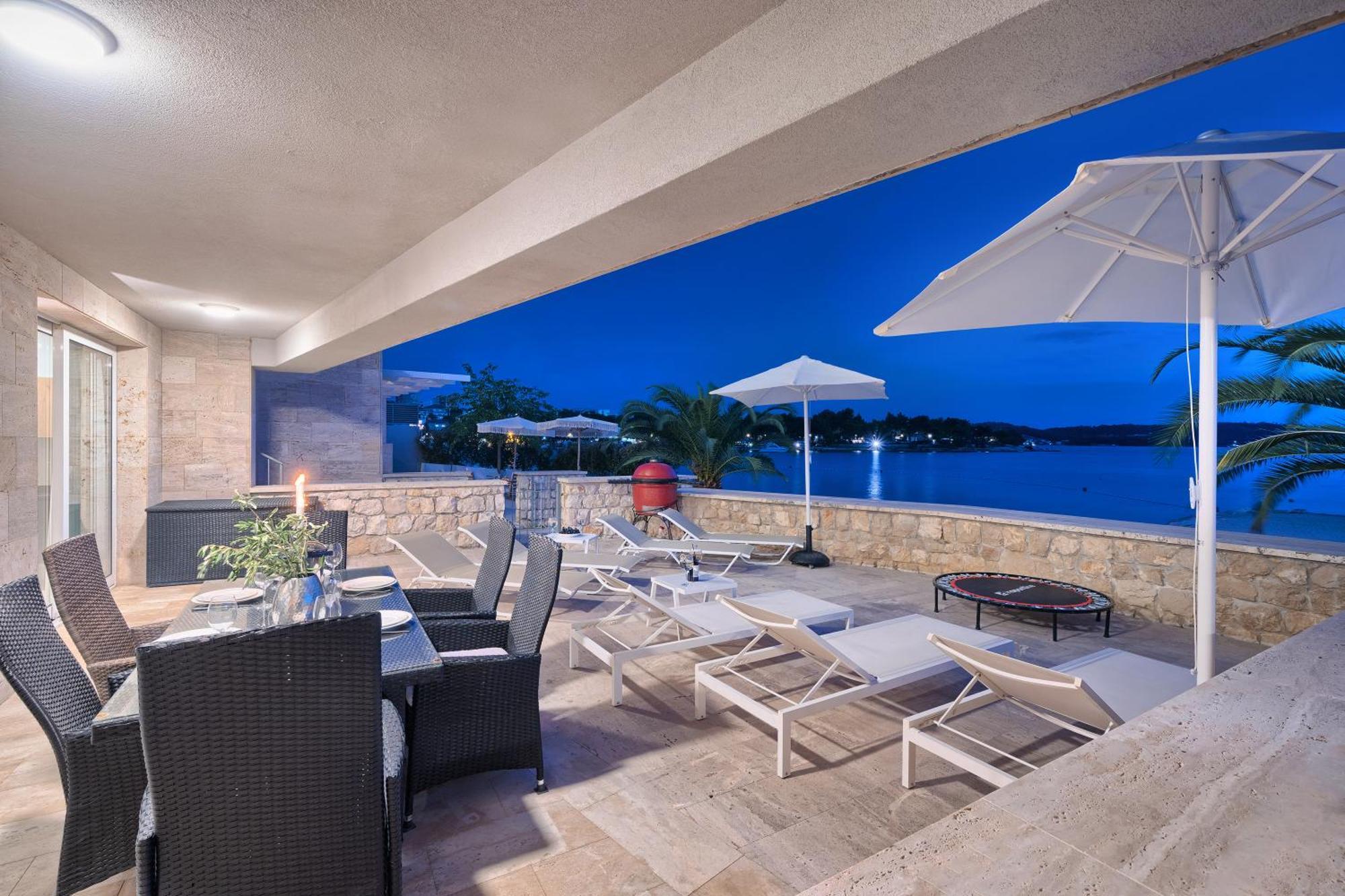 Livingstone Beach House Trogir Oda fotoğraf